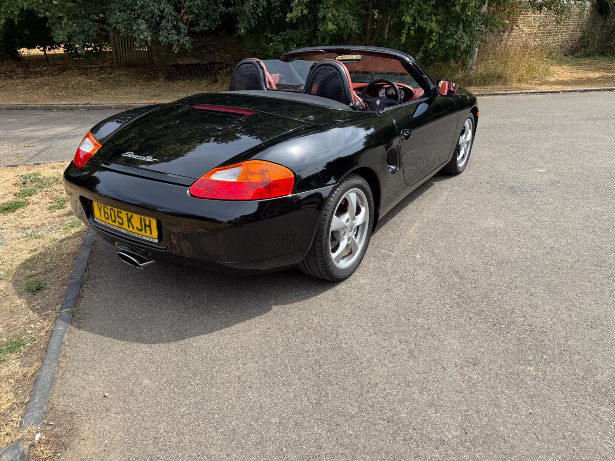 Porsche Boxster 2.7 986 2dr — photo 70 of 86